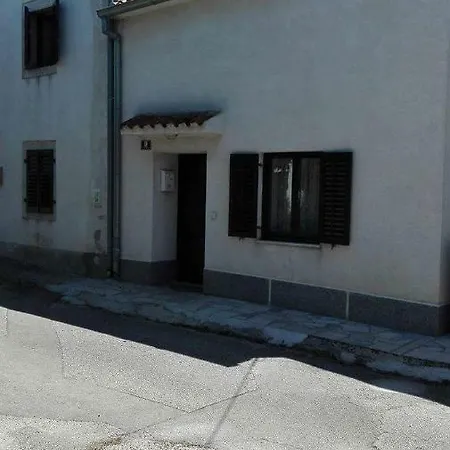 Apartman Desi